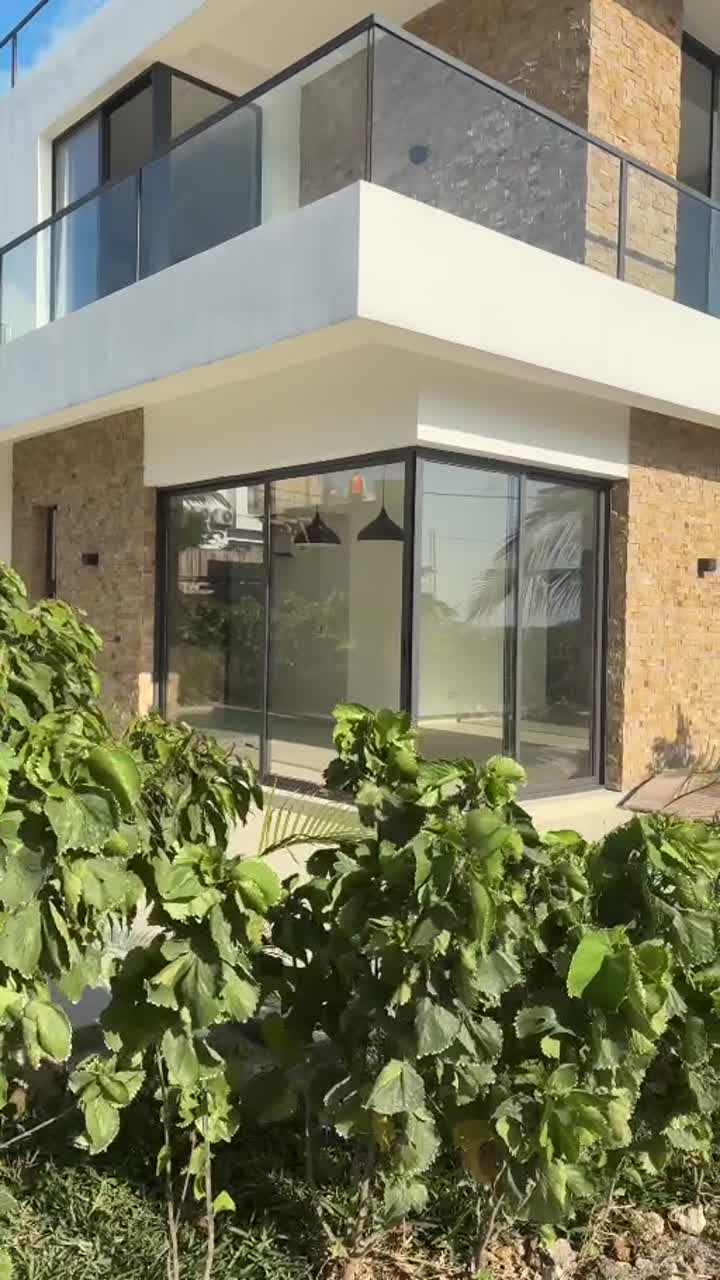 Nairobi : terre crue, pierre et architecture contemporaine